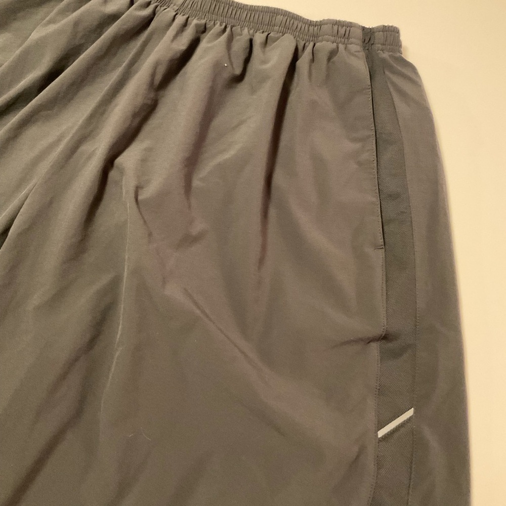 Nike Dri-Fit Athletic Shorts, Black, Lined, Drawstring, Side Pockets, Sz XL - Picture 3 of 9